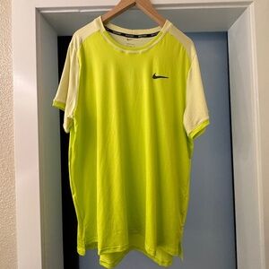 Nike NikeCourt Dri-Fit Tennis Top Volt Yellow Men’s XL